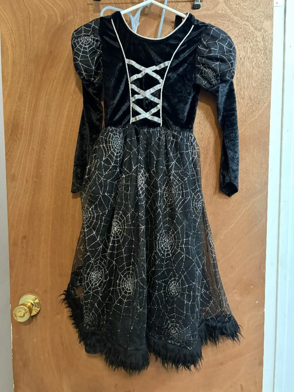 New without tags Girl's size 5 - 6 Black Witch Dress for Halloween